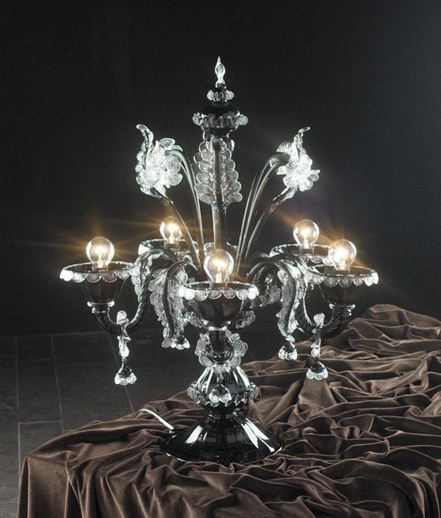 Antique Crystal Table Lamp 3d model download — 3D model download