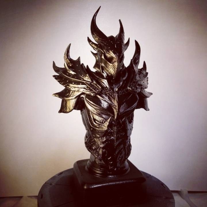 Elder Scrolls Skyrim Daedric Armor Bust — 3D model download